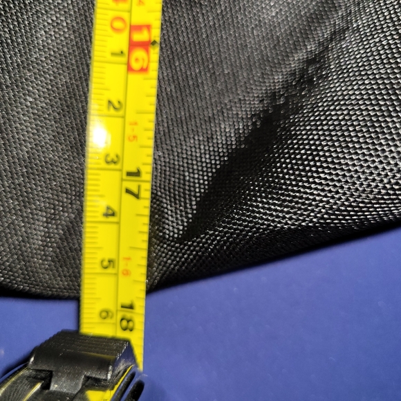 Brand new GUESS BAG - Picture 8 of 9